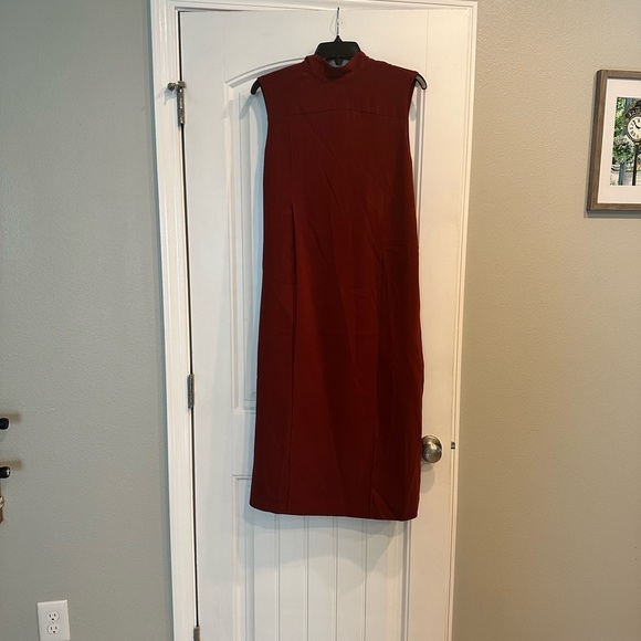 Babaton Dresses & Skirts - Babaton Dress